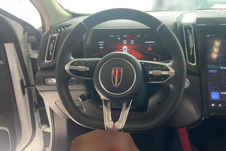 Used Hongqi HS3 2023 1.5T Two-Wheel Drive Shanwei Edition Steering Wheel