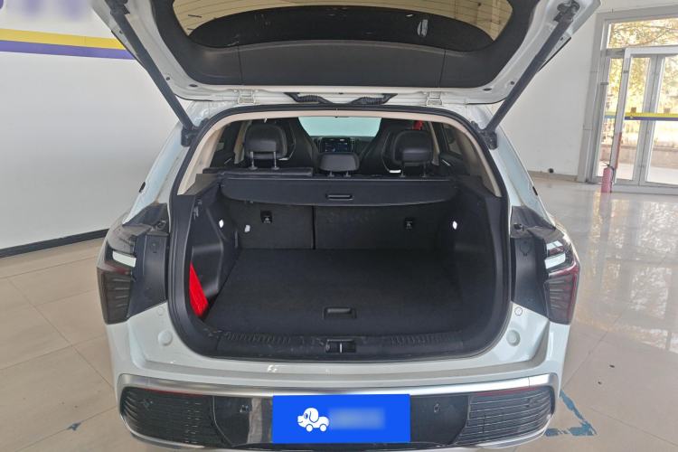 Used Hongqi HS3 2023 1.5T Two-Wheel Drive Shanwei Edition Trunk
