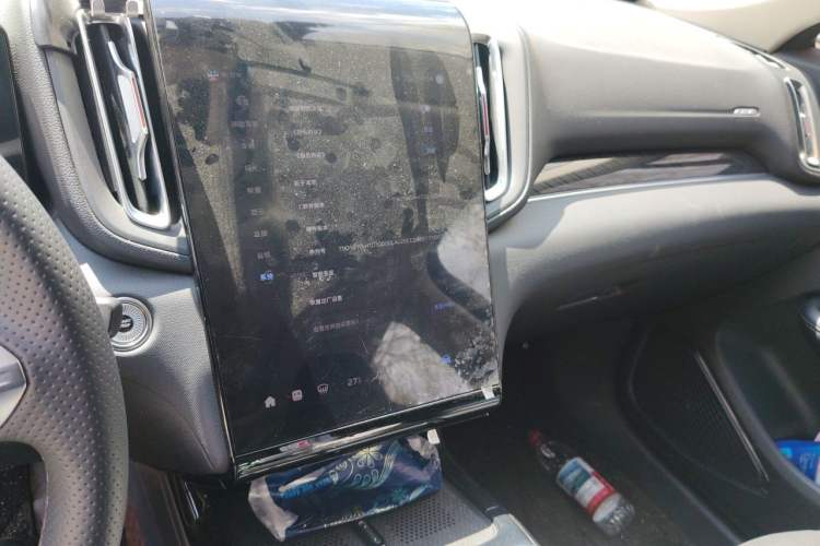 Used Hongqi HS3 2024 1.5T Shanwei Edition Audio And AC Panel