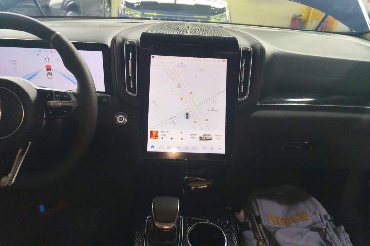 Used Hongqi HS3 2024 1.5T Shanwei Edition Audio And AC Panel