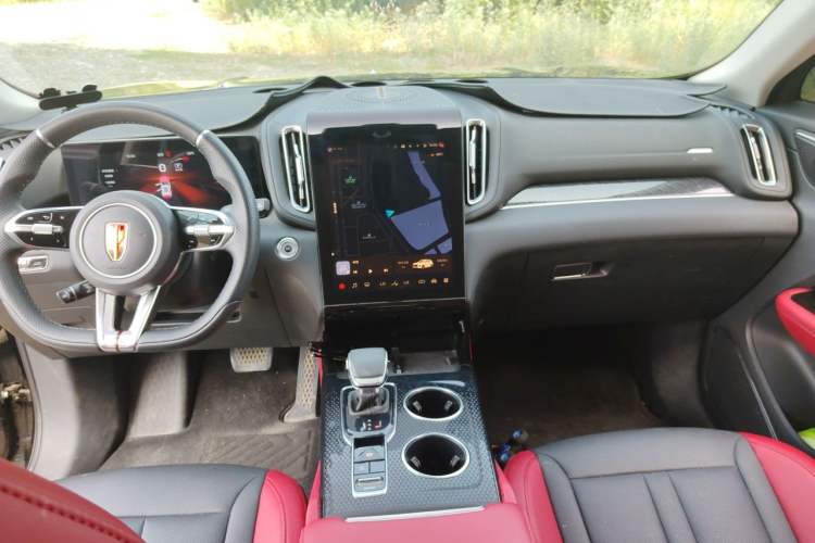 Used Hongqi HS3 2024 1.5T Shanwei Edition Center Console