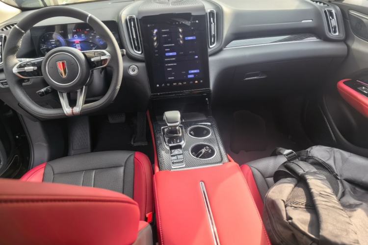 Used Hongqi HS3 2024 1.5T Shanwei Edition Center Console
