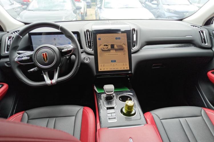 Used Hongqi HS3 2024 1.5T Shanwei Edition Center Console