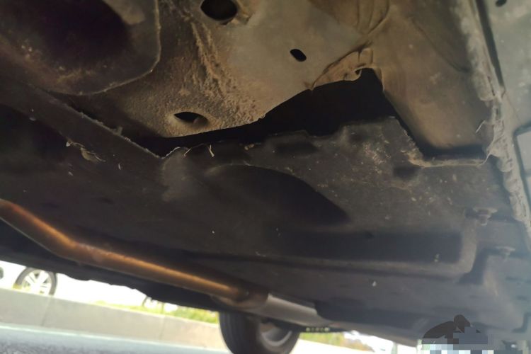 Used Hongqi HS3 2024 1.5T Shanwei Edition Chassis Front Left