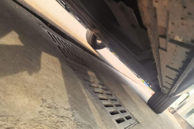 Used Hongqi HS3 2024 1.5T Shanwei Edition Chassis Front Left