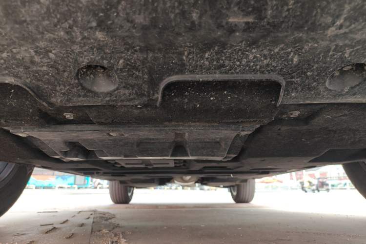Used Hongqi HS3 2024 1.5T Shanwei Edition Chassis Front
