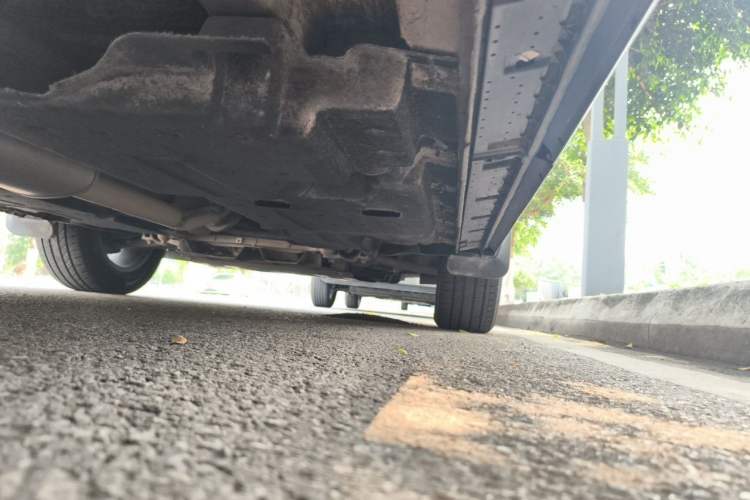 Used Hongqi HS3 2024 1.5T Shanwei Edition Chassis Rear Right