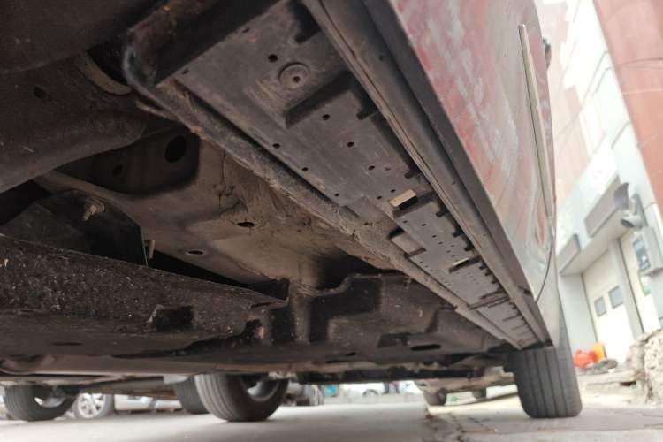 Used Hongqi HS3 2024 1.5T Shanwei Edition Chassis Rear Right