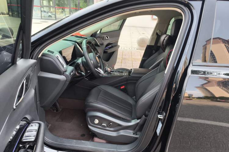 Used Hongqi HS3 2024 1.5T Shanwei Edition Driver Seat