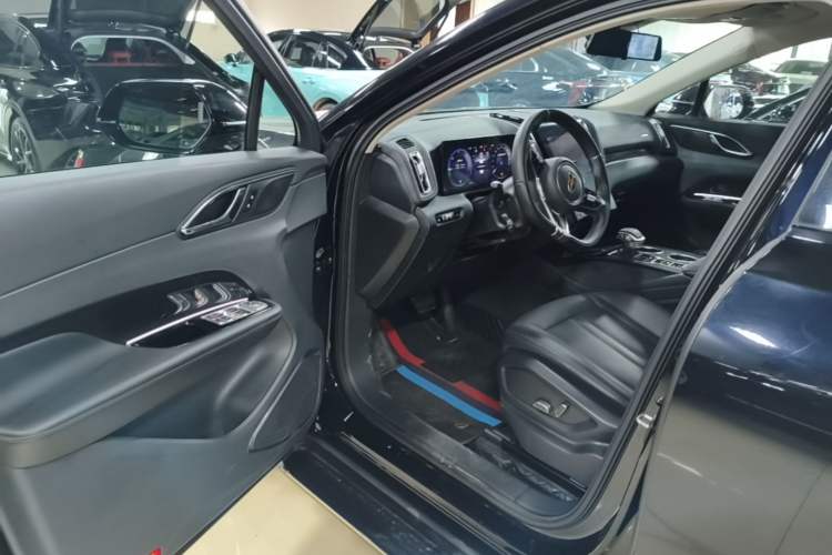 Used Hongqi HS3 2024 1.5T Shanwei Edition Driver Seat