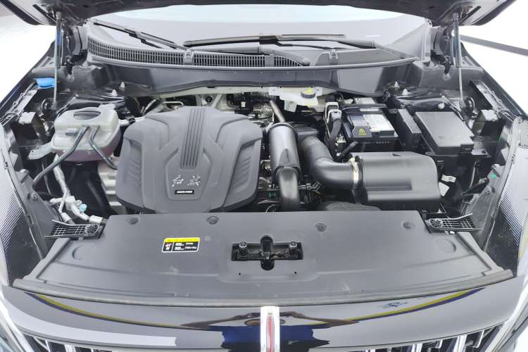 Used Hongqi HS3 2024 1.5T Shanwei Edition Engine Bay