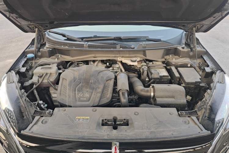 Used Hongqi HS3 2024 1.5T Shanwei Edition Engine Bay