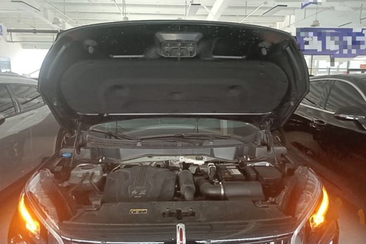 Used Hongqi HS3 2024 1.5T Shanwei Edition Engine Bay