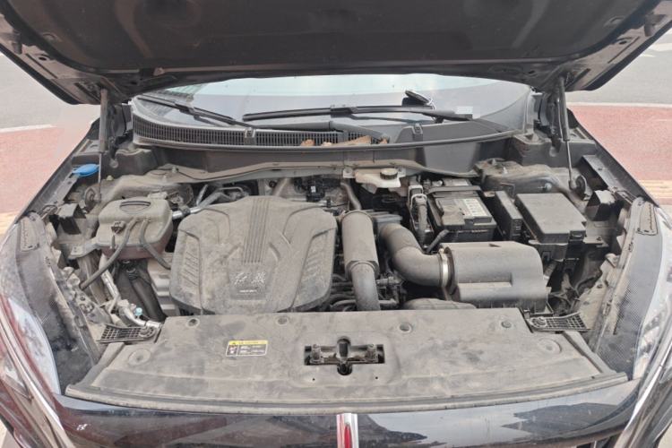 Used Hongqi HS3 2024 1.5T Shanwei Edition Engine Bay