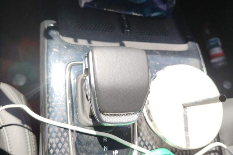 Used Hongqi HS3 2024 1.5T Shanwei Edition Gear Lever