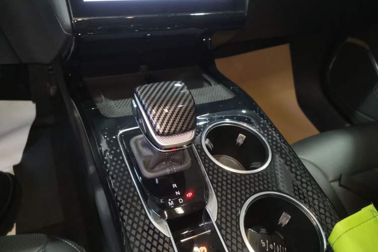 Used Hongqi HS3 2024 1.5T Shanwei Edition Gear Lever