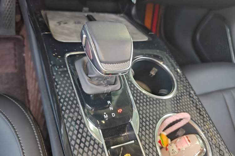 Used Hongqi HS3 2024 1.5T Shanwei Edition Gear Lever