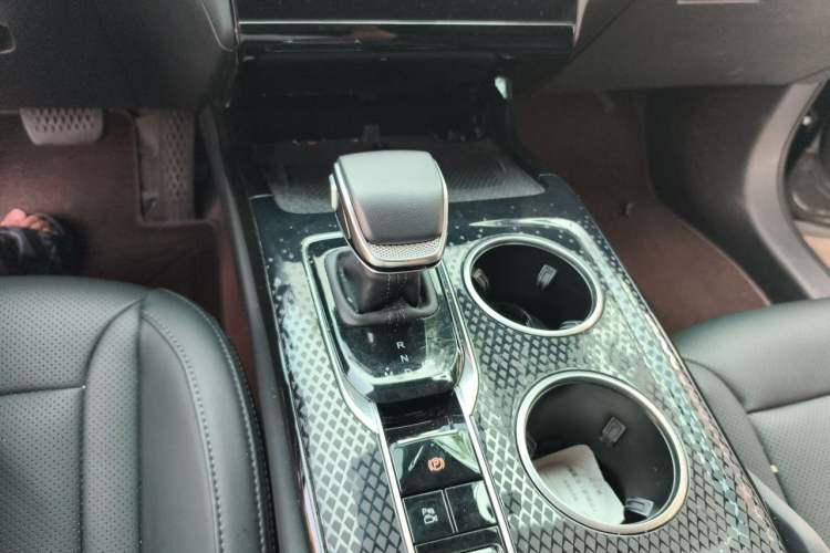 Used Hongqi HS3 2024 1.5T Shanwei Edition Gear Lever