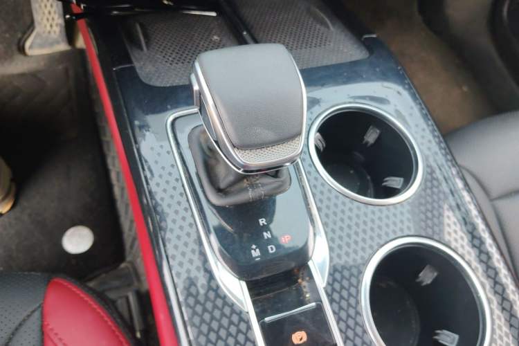 Used Hongqi HS3 2024 1.5T Shanwei Edition Gear Lever