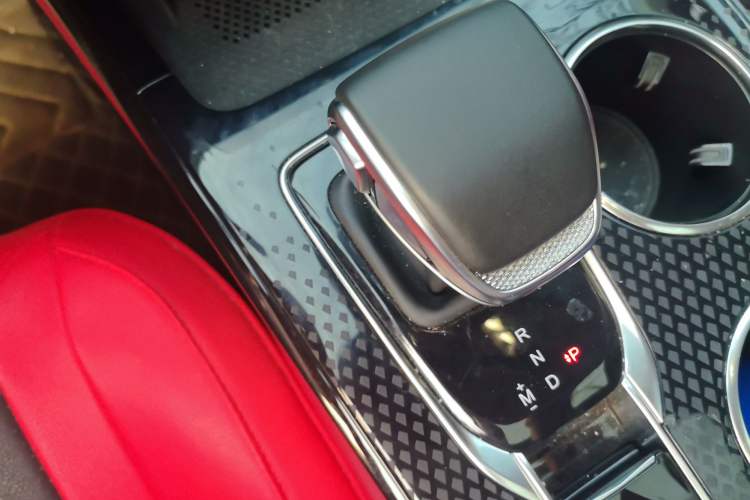 Used Hongqi HS3 2024 1.5T Shanwei Edition Gear Lever