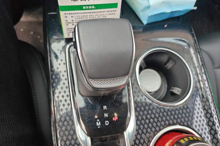 Used Hongqi HS3 2024 1.5T Shanwei Edition Gear Lever