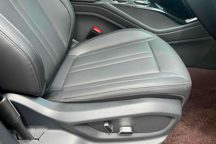 Used Hongqi HS3 2024 1.5T Shanwei Edition Interior 12