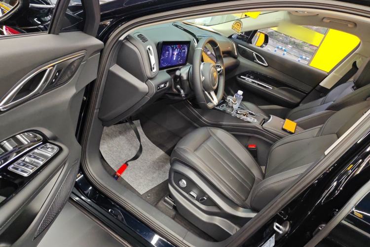 Used Hongqi HS3 2024 1.5T Shanwei Edition Interior 3