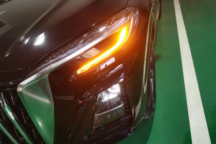 Used Hongqi HS3 2024 1.5T Shanwei Edition Left Front Headlight