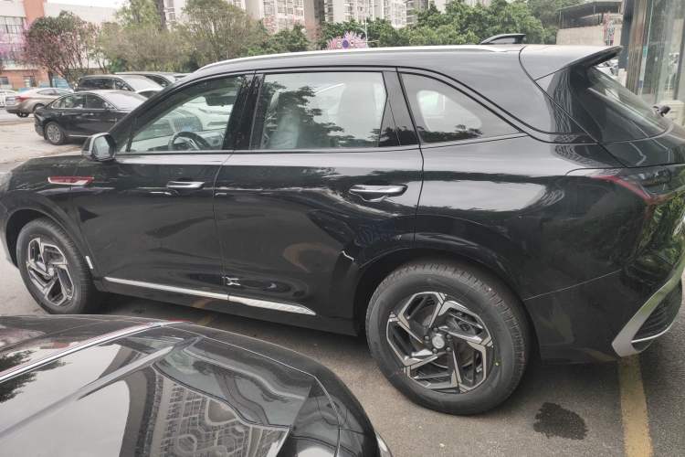Used Hongqi HS3 2024 1.5T Shanwei Edition Left Side