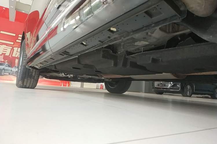 Used Hongqi HS3 2024 1.5T Shanwei Edition Left Side Sill