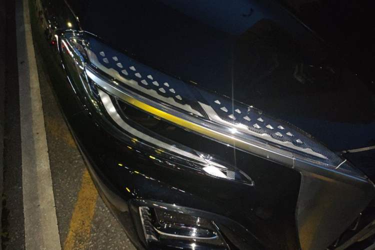 Used Hongqi HS3 2024 1.5T Shanwei Edition Right Front Headlight