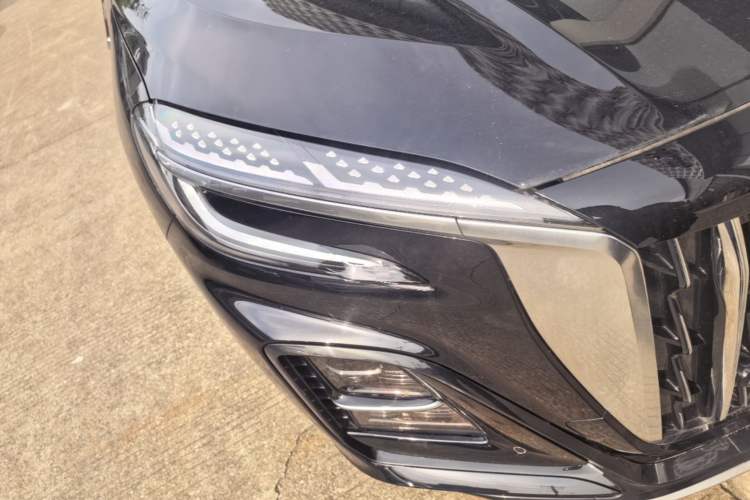 Used Hongqi HS3 2024 1.5T Shanwei Edition Right Front Headlight
