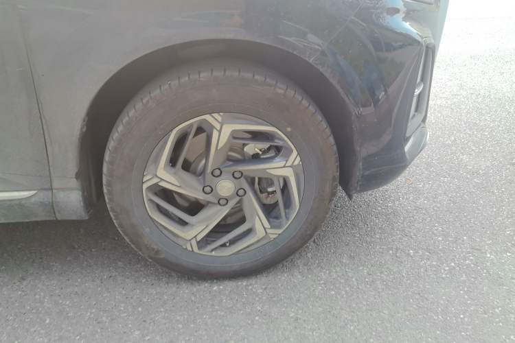 Used Hongqi HS3 2024 1.5T Shanwei Edition Right Front Wheel Hub