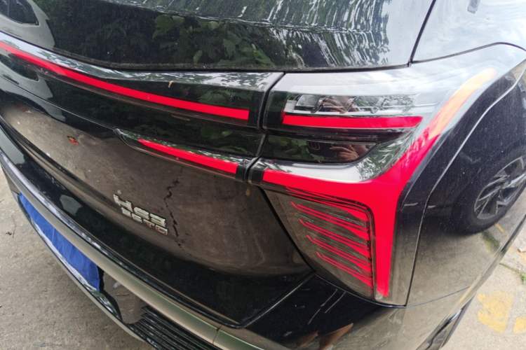 Used Hongqi HS3 2024 1.5T Shanwei Edition Right Rear Taillight