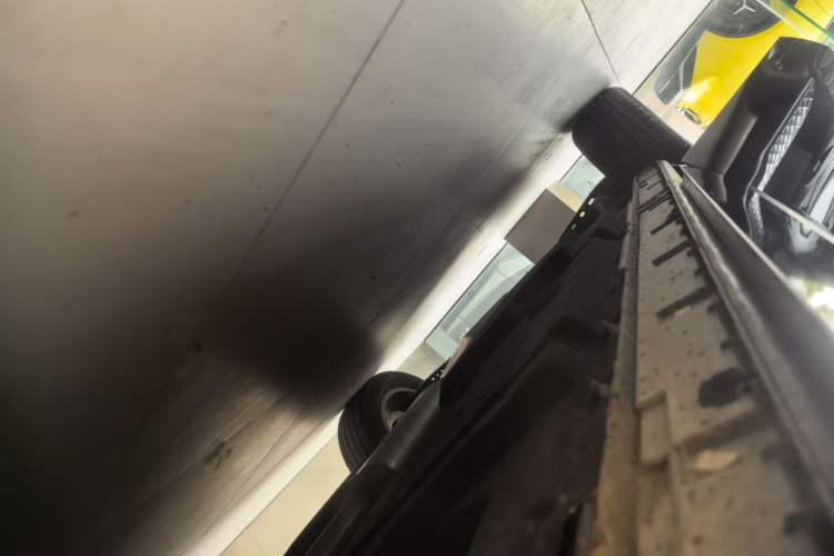 Used Hongqi HS3 2024 1.5T Shanwei Edition Right Side Sill