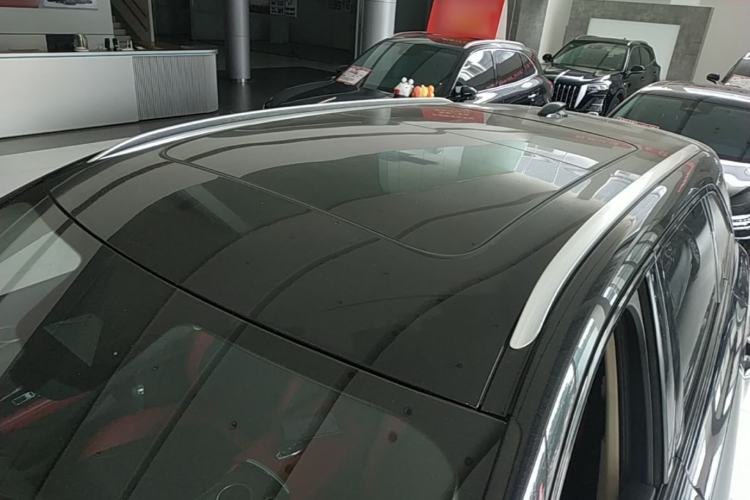 Used Hongqi HS3 2024 1.5T Shanwei Edition Roof