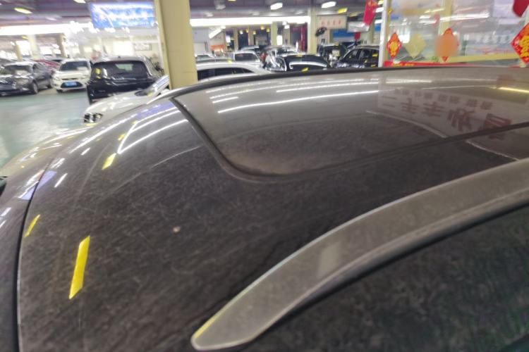 Used Hongqi HS3 2024 1.5T Shanwei Edition Roof