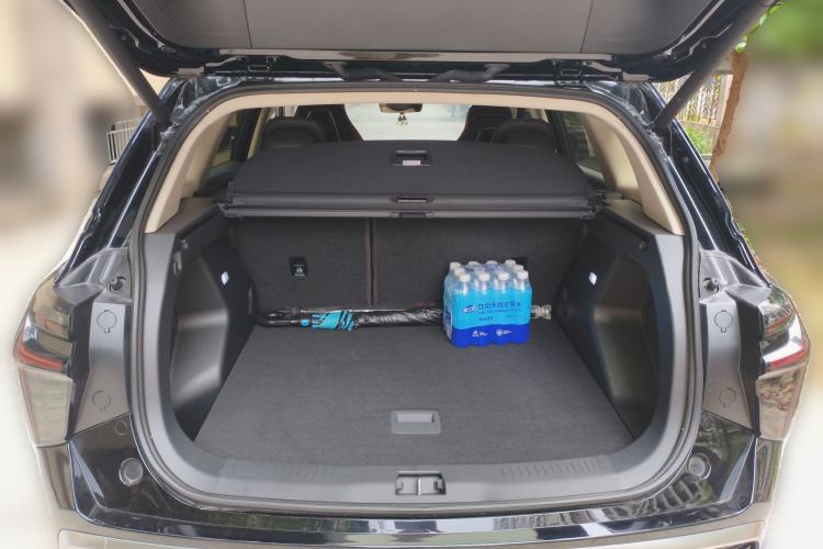 Used Hongqi HS3 2024 1.5T Shanwei Edition Trunk