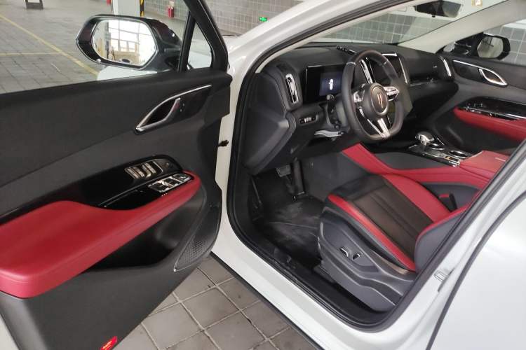 Used Hongqi HS3 2024 1.5T Zhiwei Edition Driver Seat