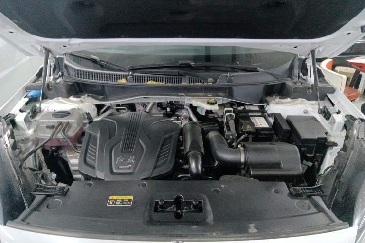 Used Hongqi HS3 2024 1.5T Shanwei Edition Engine Bay