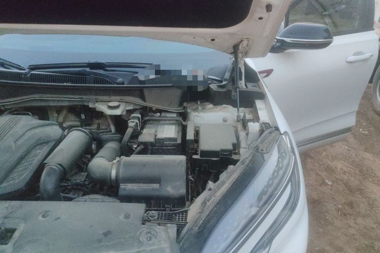 Used Hongqi HS3 2024 1.5T Zhiwei Edition Engine Bay Left