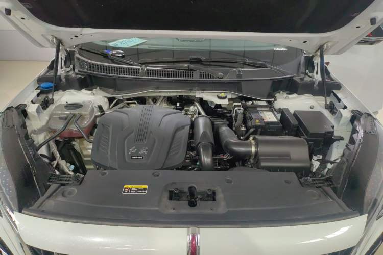 Used Hongqi HS3 2024 1.5T Shanwei Edition Engine Bay