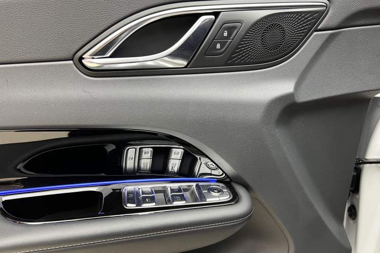 Used Hongqi HS3 2024 1.5T Shanwei Edition Exterior 5