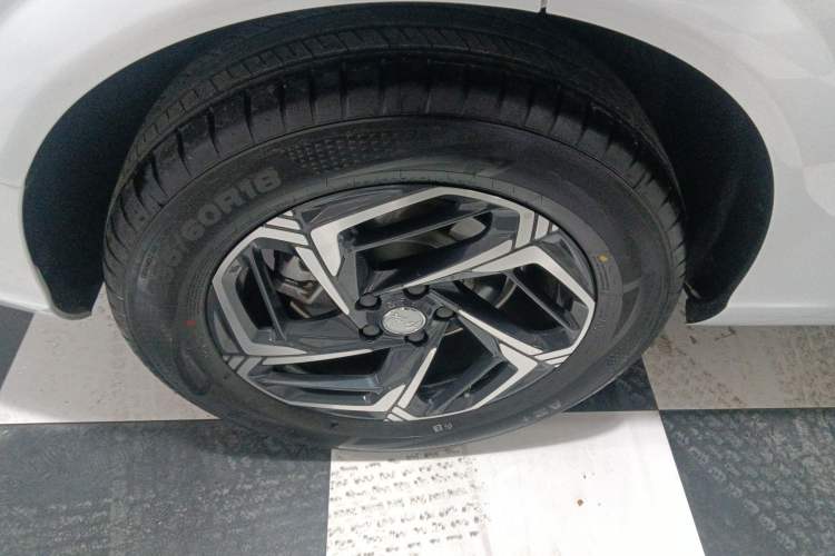 Used Hongqi HS3 2024 1.5T Shanwei Edition Exterior 8