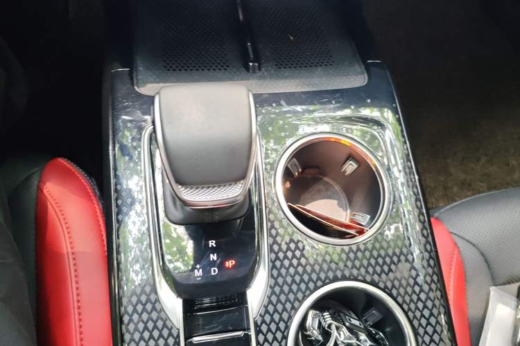 Used Hongqi HS3 2024 1.5T Shanwei Edition Gear Lever