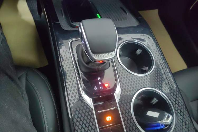 Used Hongqi HS3 2024 1.5T Shanwei Edition Gear Lever