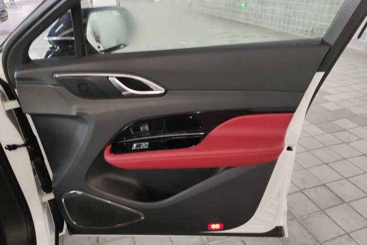 Used Hongqi HS3 2024 1.5T Zhiwei Edition Right Front Door Interior