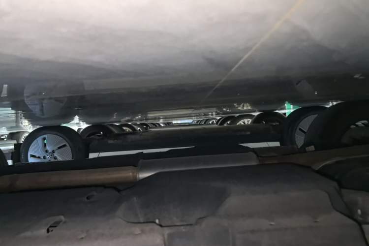 Used Hongqi HS3 2024 1.5T Shanwei Edition Right Side Sill