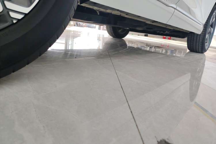 Used Hongqi HS3 2024 1.5T Shanwei Edition Right Side Sill