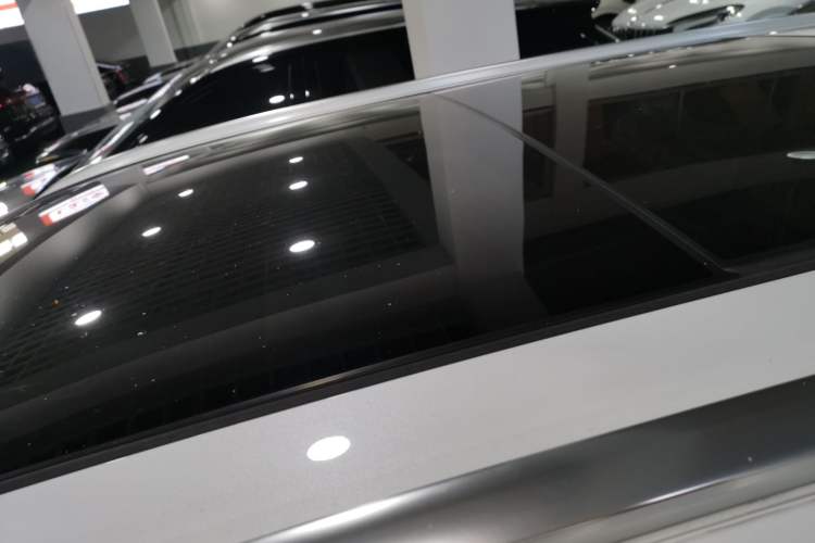 Used Hongqi HS3 2024 1.5T Shanwei Edition Roof